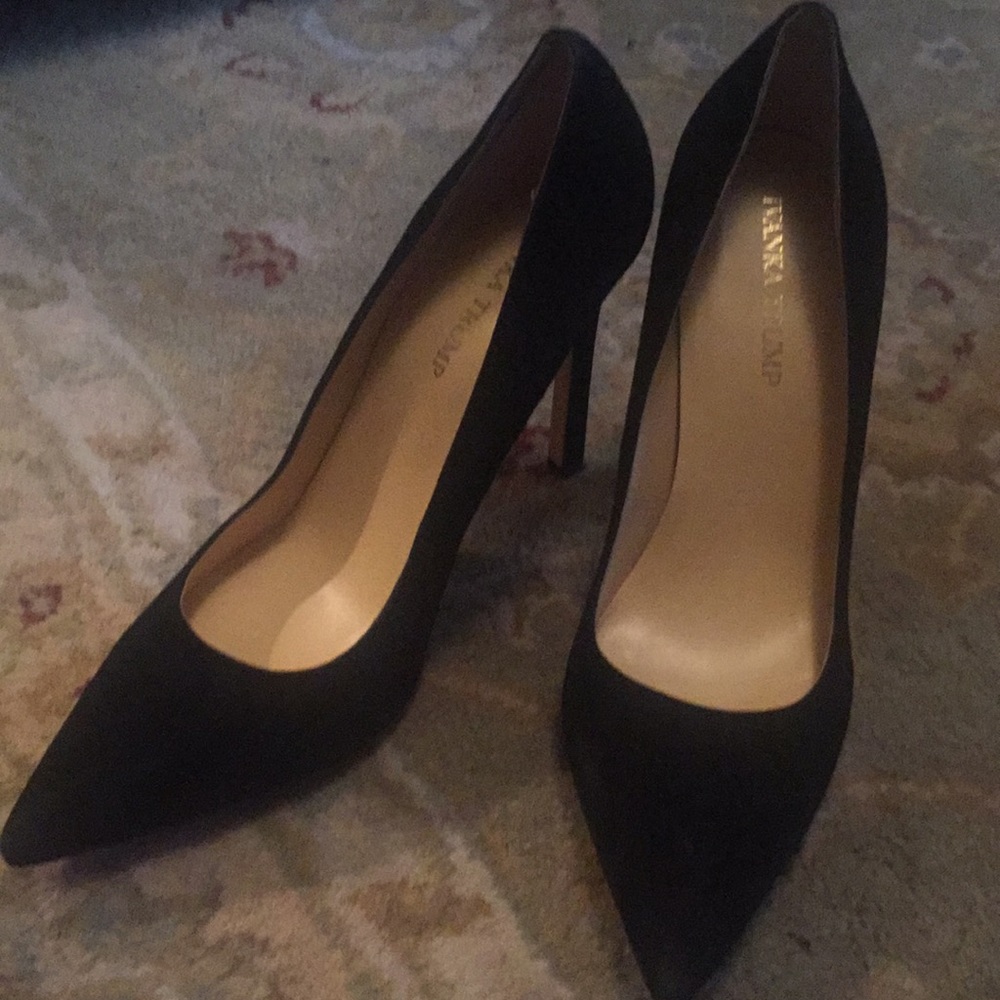 Ivanka Trump “Carra” Pumps
